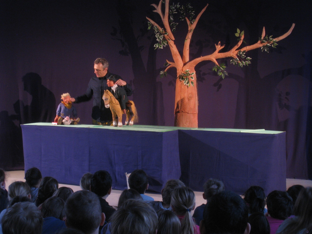 Volksschule Puppentheater Hans im Gl__ck 2012 _17__jpg-1328439659