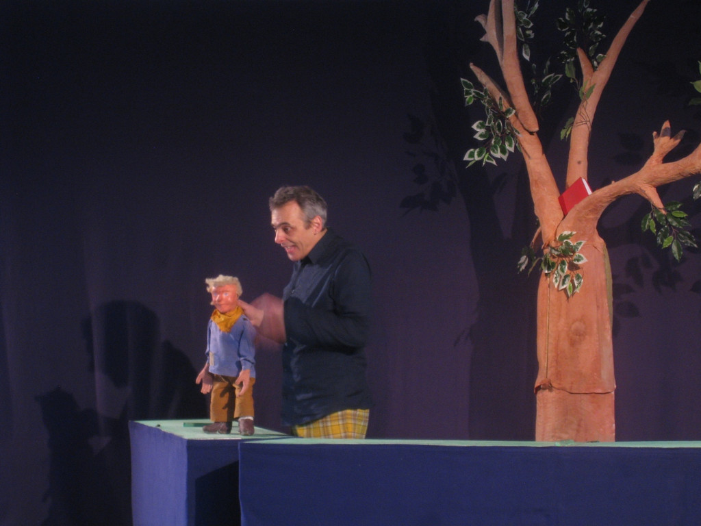 Volksschule Puppentheater Hans im Gl__ck 2012 _23__jpg-1328439687
