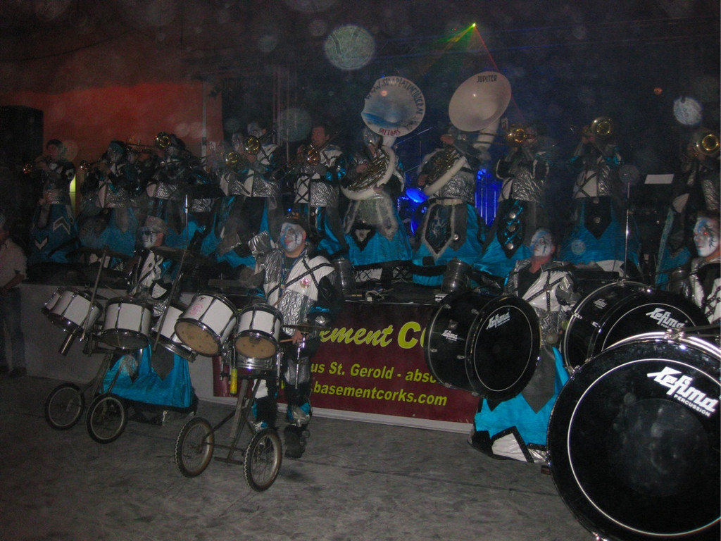 BK_butzvarruckt_ball_2012 25_jpg-1328476316