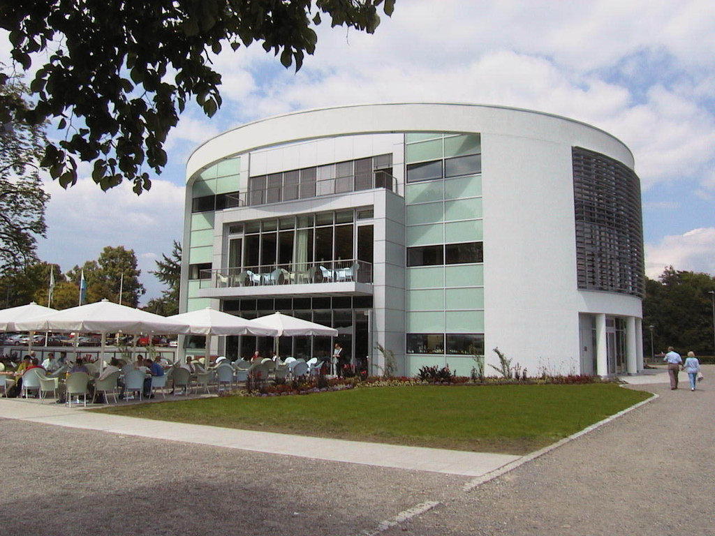 Casinof_JPG-1328561200