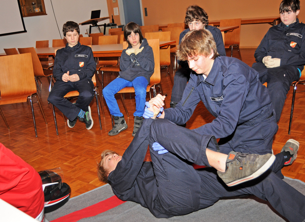 Feuerwehrj_ H__chst Kurs 08_02_2012 50_jpg-1328779715