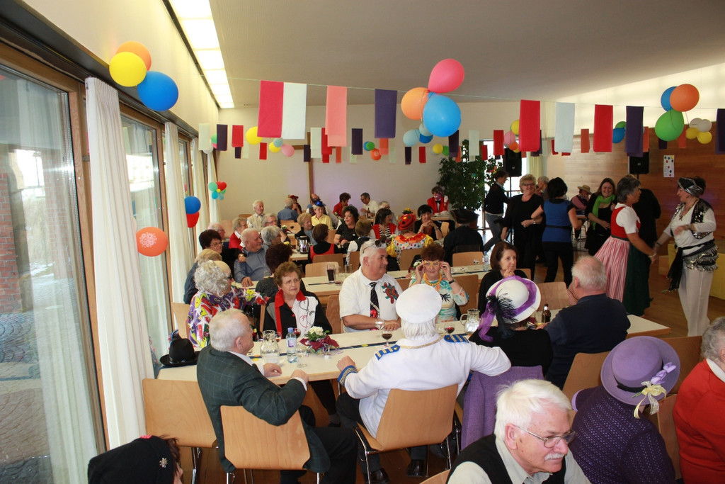 Fueranand Fasching Kraenzle 2012 _40__jpg-1328816649