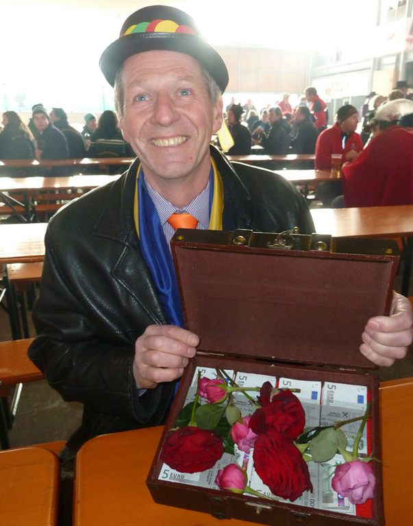 Narr10Bgm_jpg-1329036316