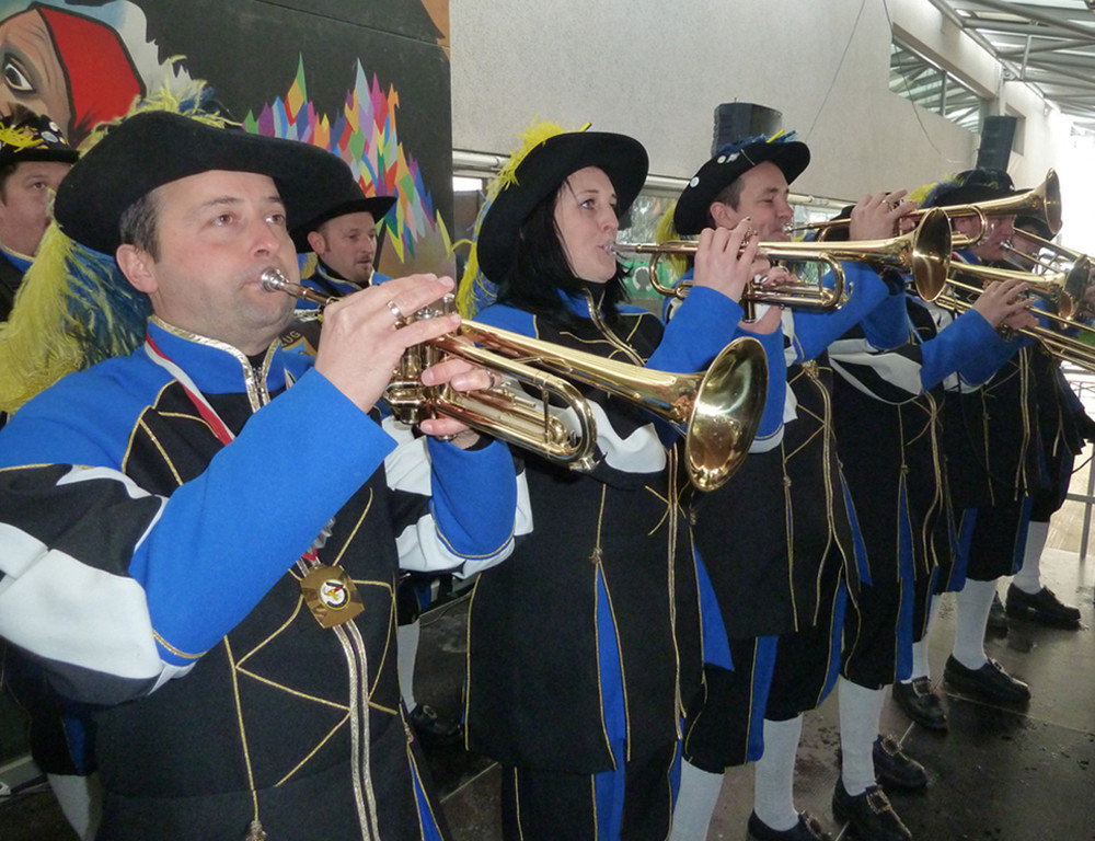 Narr41Fanfaren_jpg-1329036519