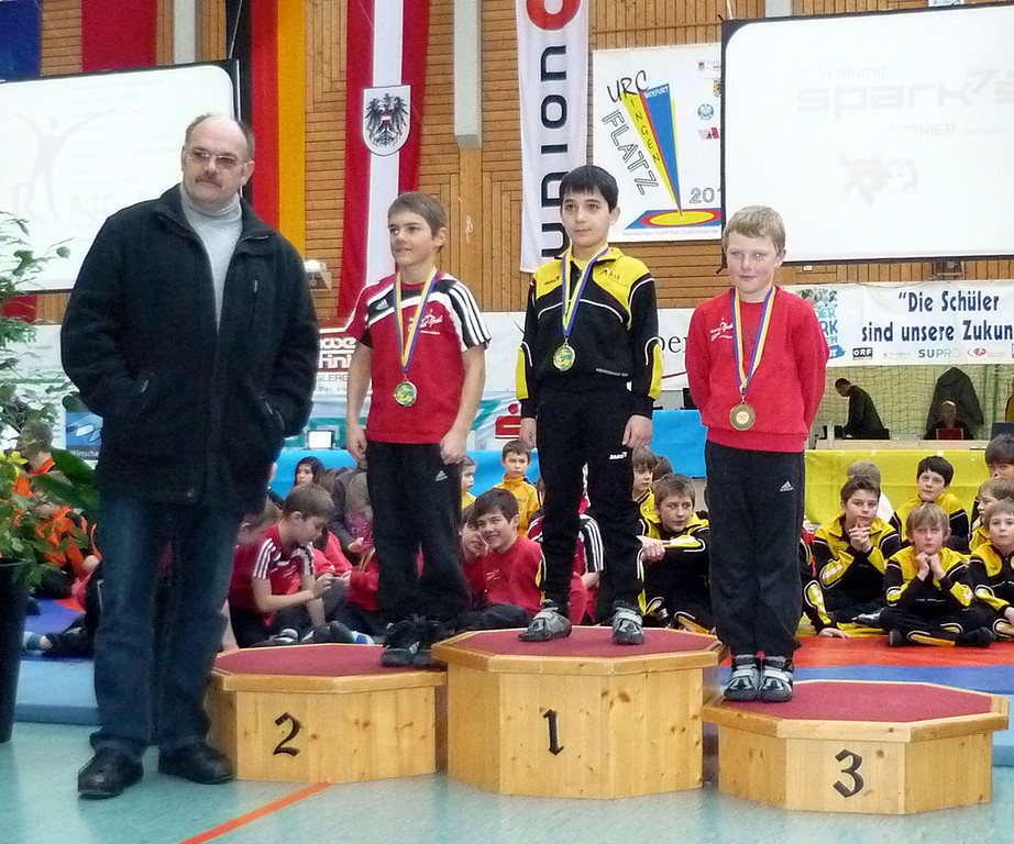 Adam Magomadow_jpg-1329073644