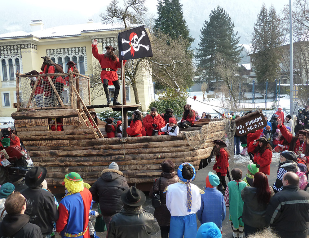 Umzug13Schwefel __jpg-1329125231