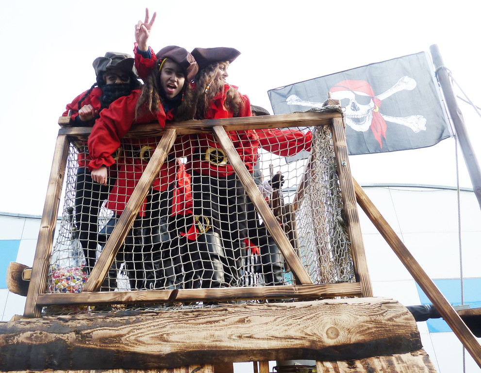 Umzug23Piraten_jpg-1329125365