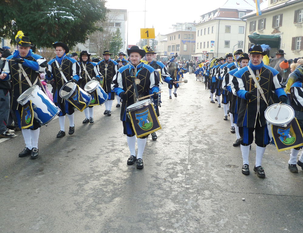 Umzug36Fanfaren_jpg-1329125506