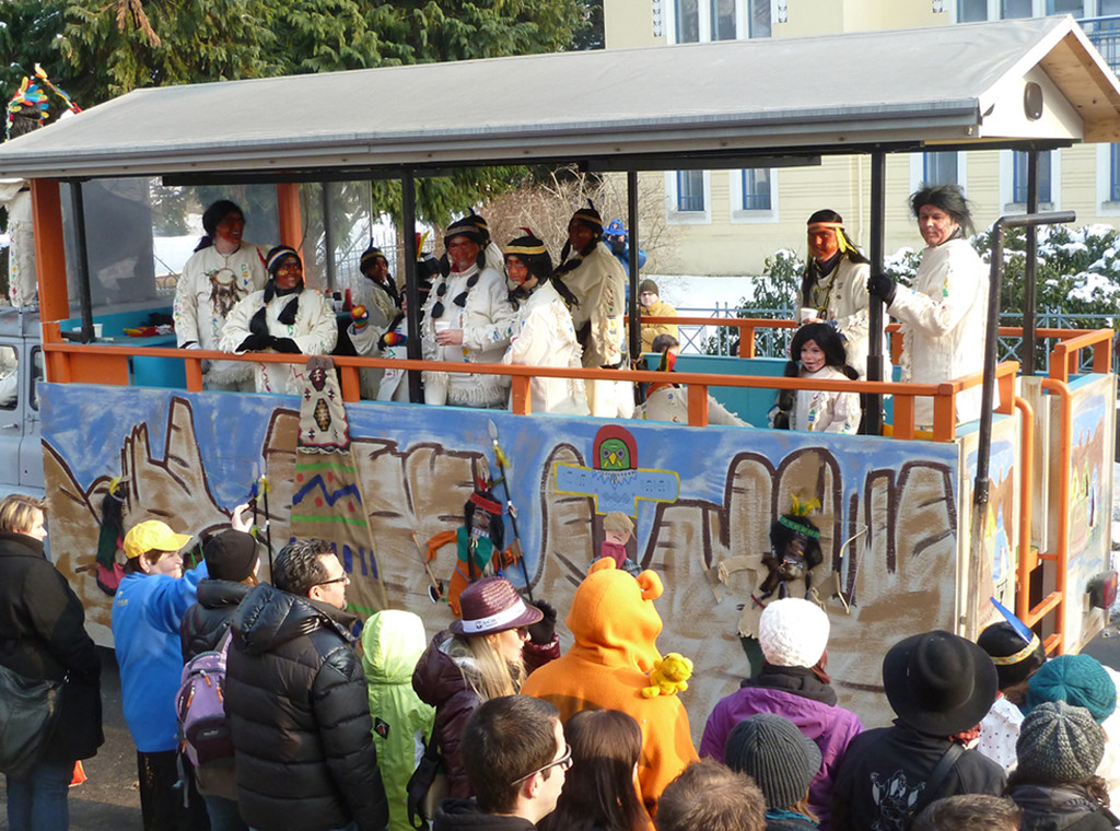 Umzug67Indianer_jpg-1329125917