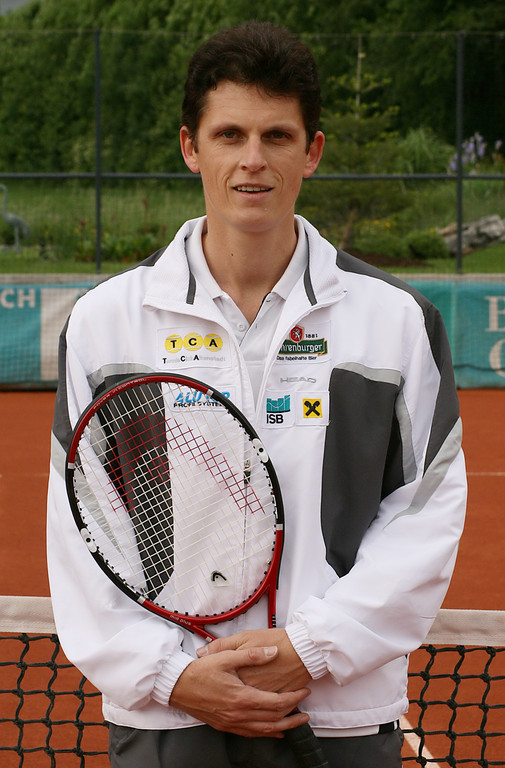 Tennis   TC  A 135_jpg-1329294786
