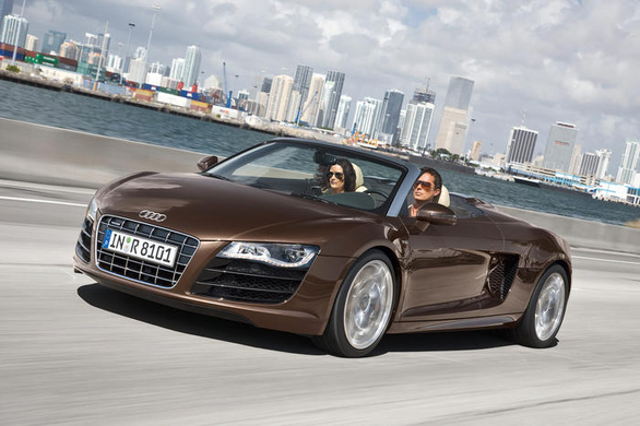 r8 spyder.jpg