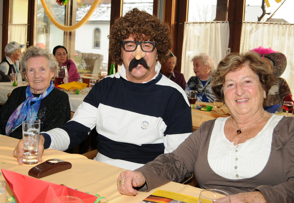 Altersheim H__chst17_02_2012 8_jpg-1329678321