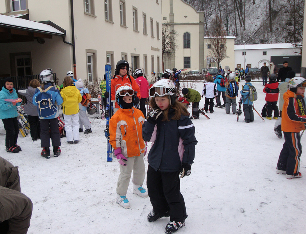Ski1a_jpg-1329679341