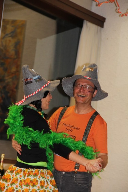 mini-bea_Pfarrball _32__JPG-1329680910