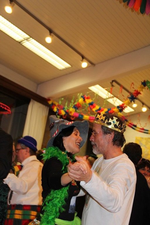 mini-bea_Pfarrball _35__JPG-1329680915