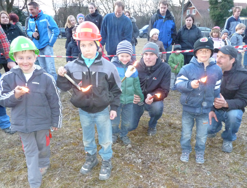 Erlach20Fackelzug_jpg-1329684196