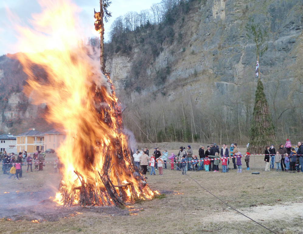 Erlach22Kinderfbrennt_jpg-1329684210