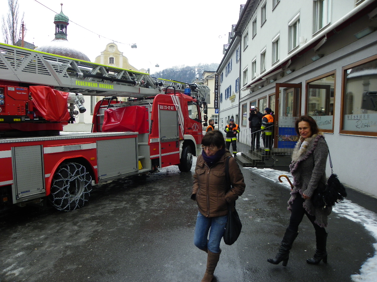 113_8387_JPG-1329693329