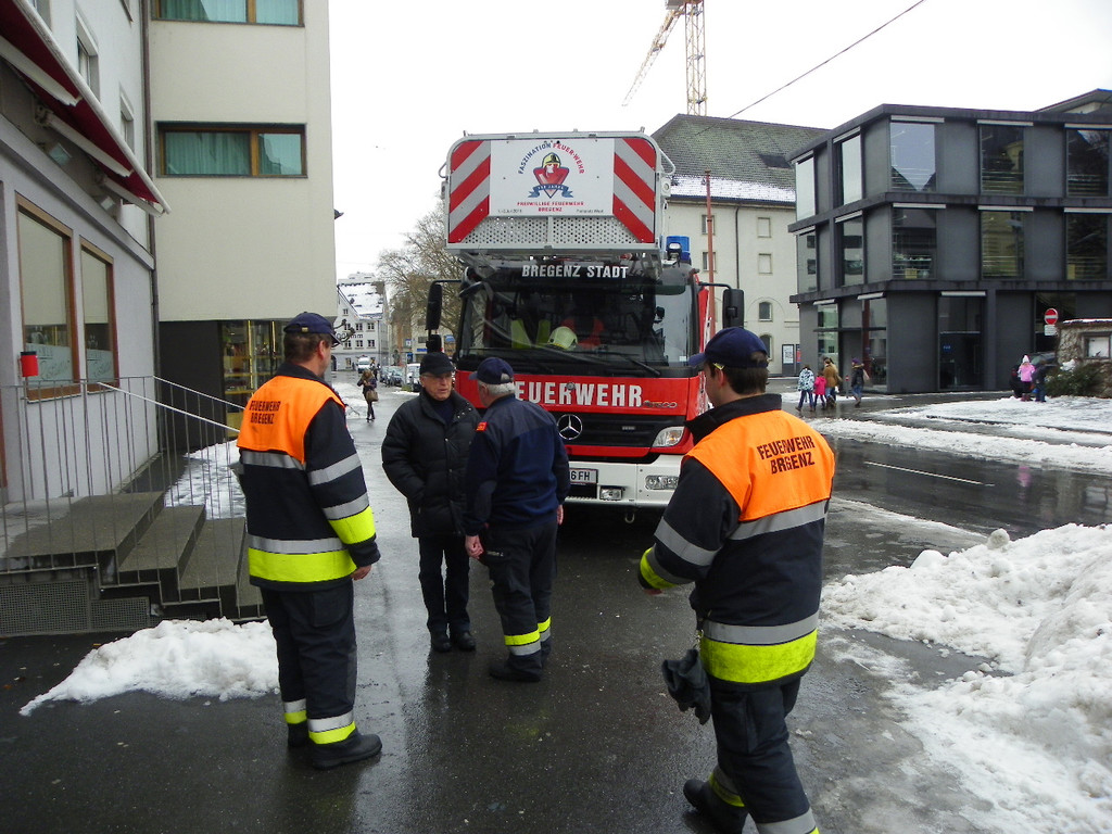 113_8396_JPG-1329693395