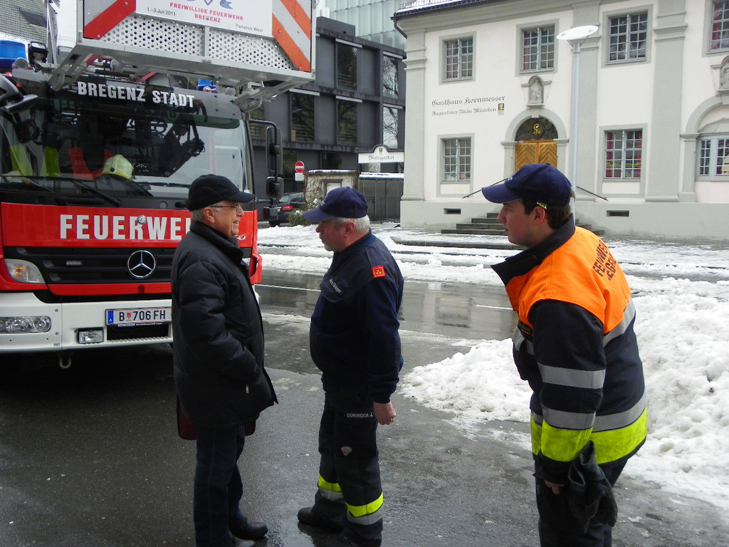 113_8397_JPG-1329693403