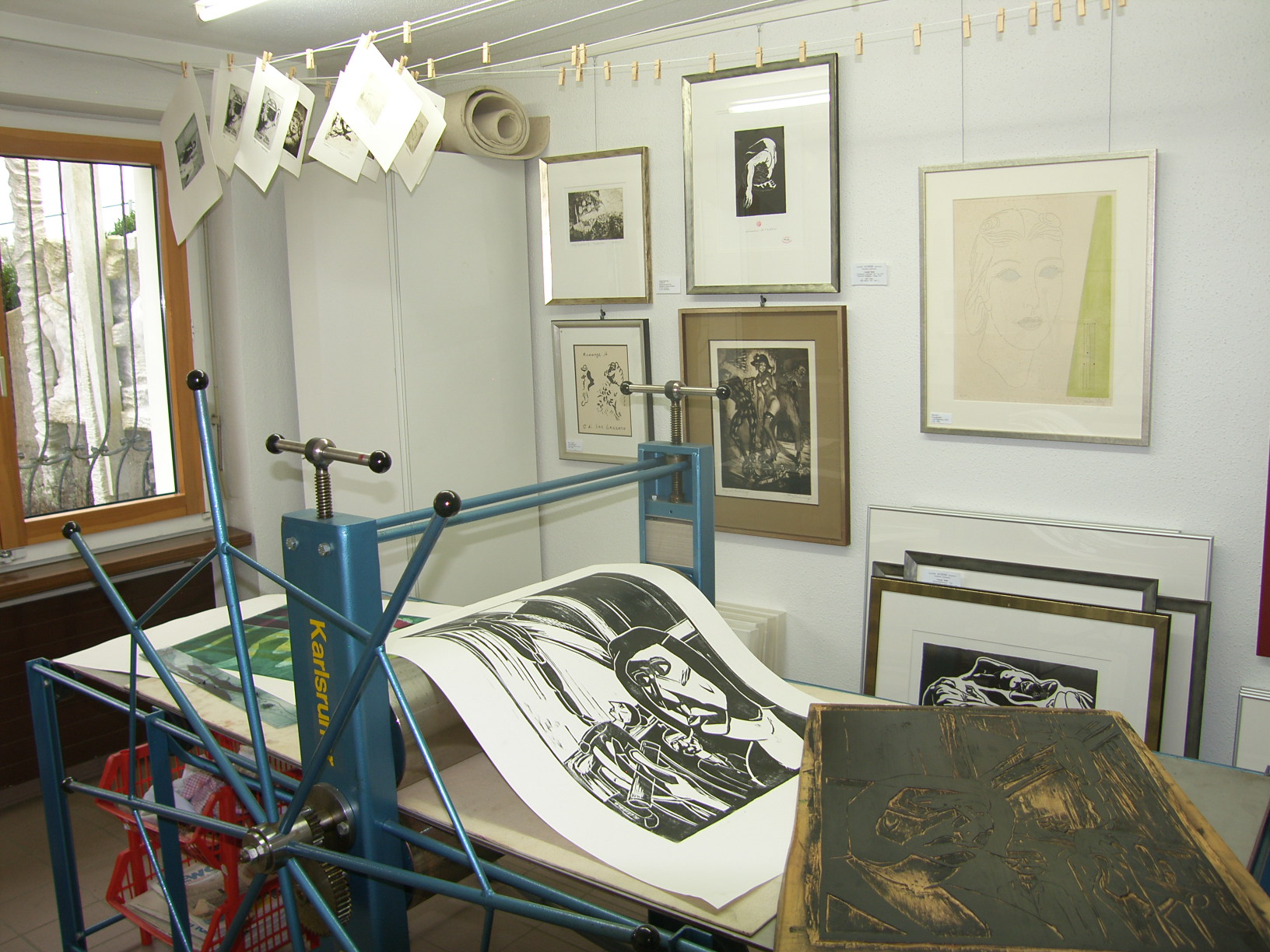 SH104575_JPG-1329729838