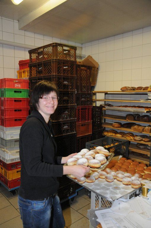 200212krapfen04003aktivnews021.JPG