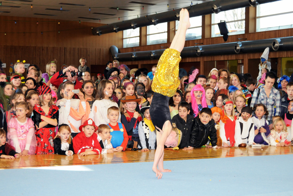 Kinderfasching H__chst 21_02_2012 62_jpg-1329851937