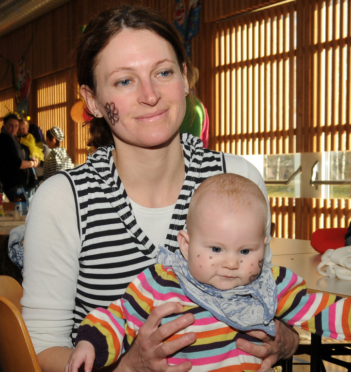 Kinderfasching H__chst 21_02_2012 113_jpg-1329852045