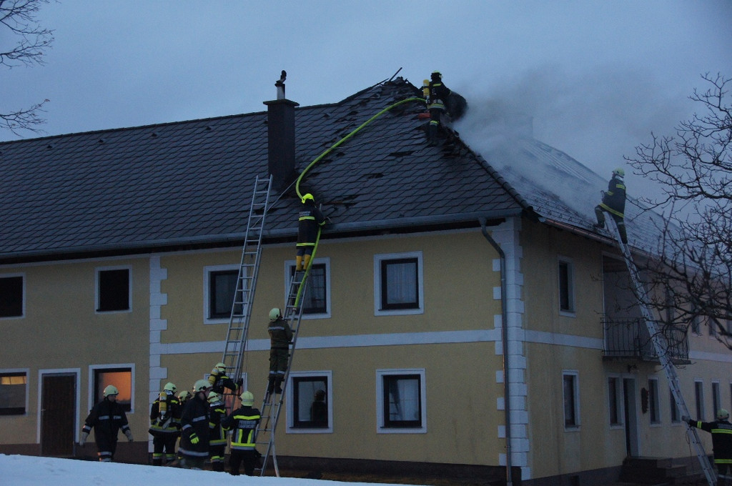 23022012brandbauernhausat_02_001aktivnews _6_.JPG