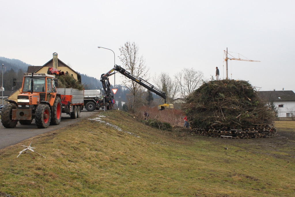 Funkenbauer an der Arbeit 2012 _7__jpg-1330179795