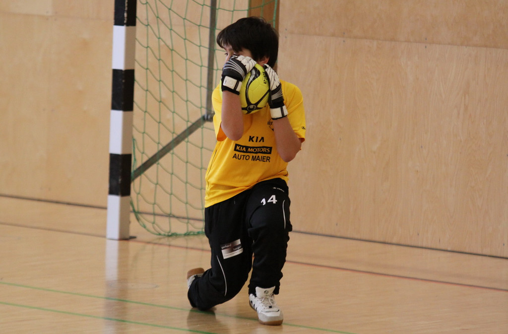 Halle U-10  2011 003_jpg-1330202660
