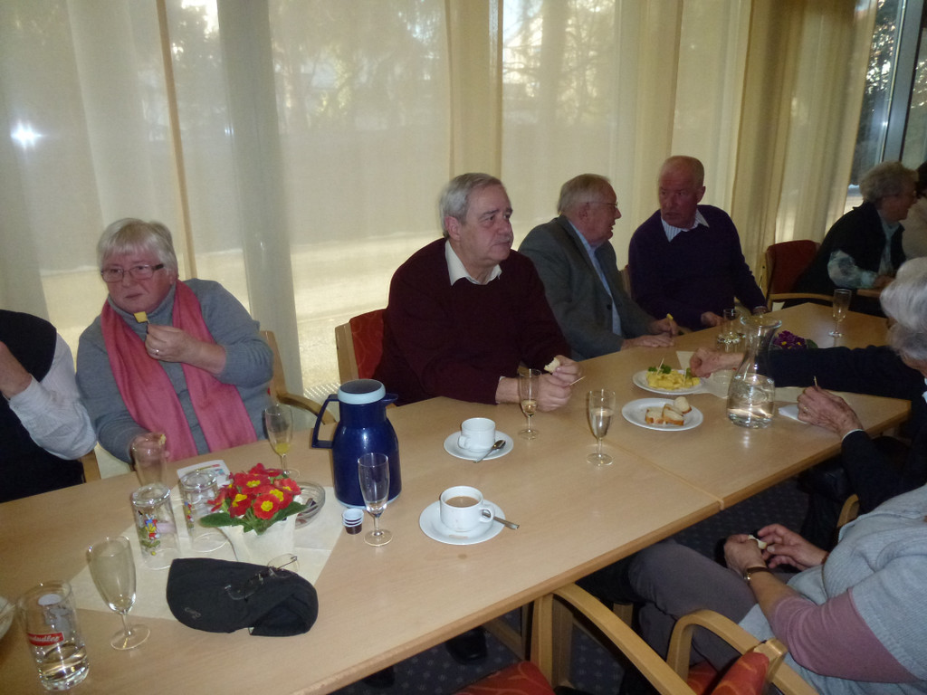 Willk_man plaudert_JPG-1330281643