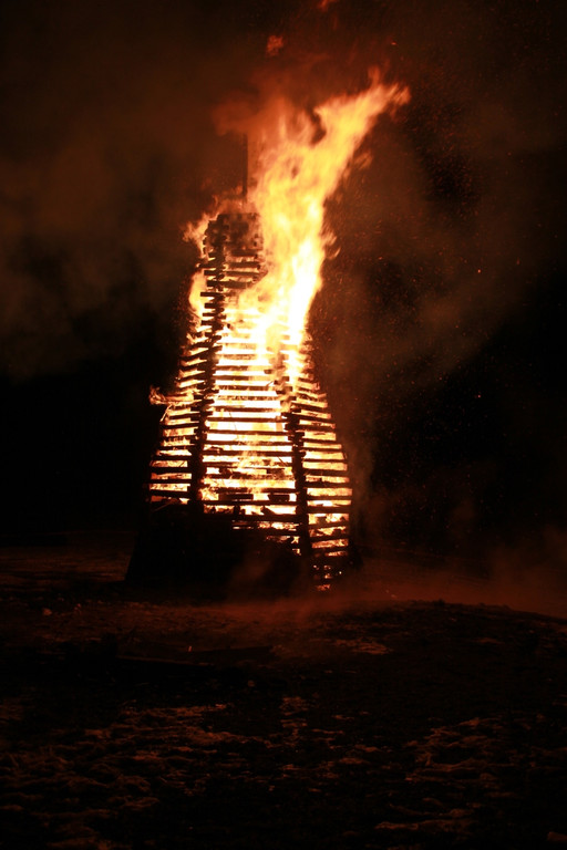 Funken BERG Abbrennen 2012 _2__jpg-1330293306