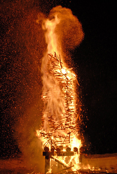 Funkenabbrennen in Gaschurn 2012 - 088 - Copyright by Gerhard Scopoli.jpg