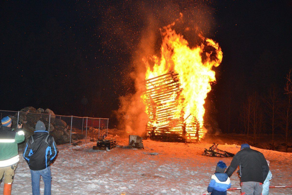 20120226_Funken_Web_079.JPG