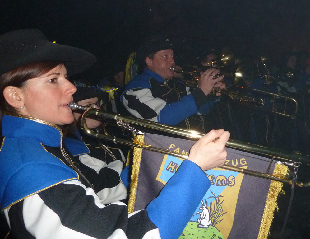 Erlach27Fanfaren_jpg-1330382155
