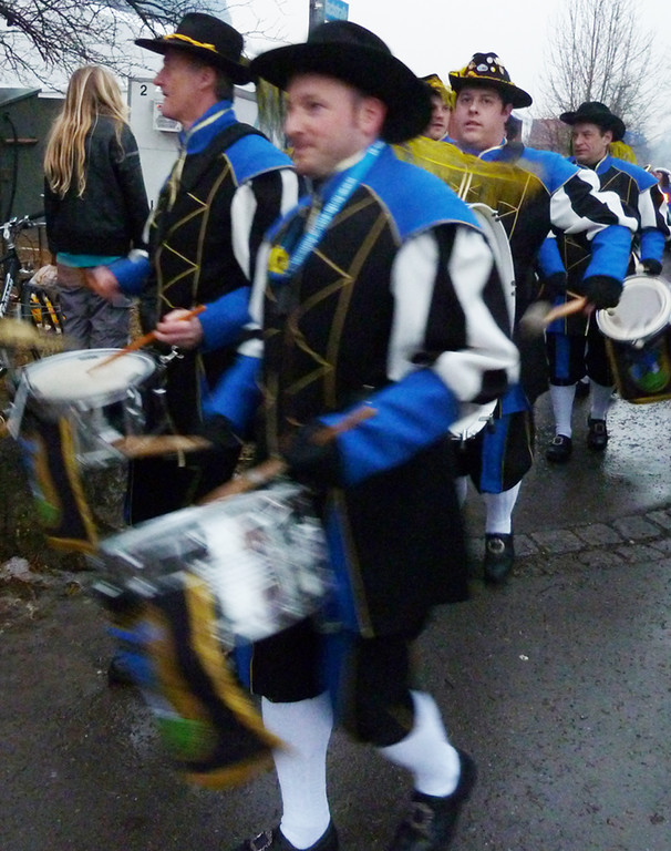 Erlach28Fanfaren_jpg-1330382166