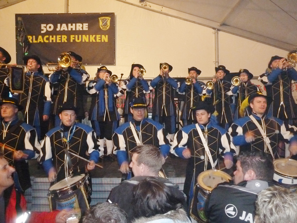 Erlach52Fanfaren_jpg-1330382377