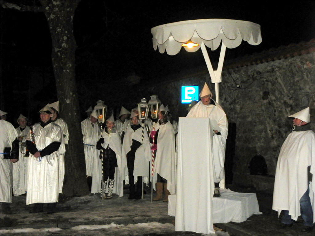 113_8635_JPG-1330384333