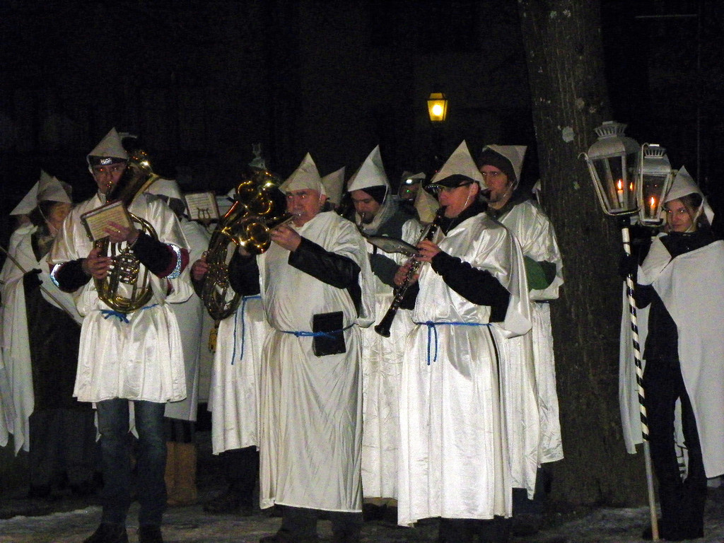 113_8640_JPG-1330384362