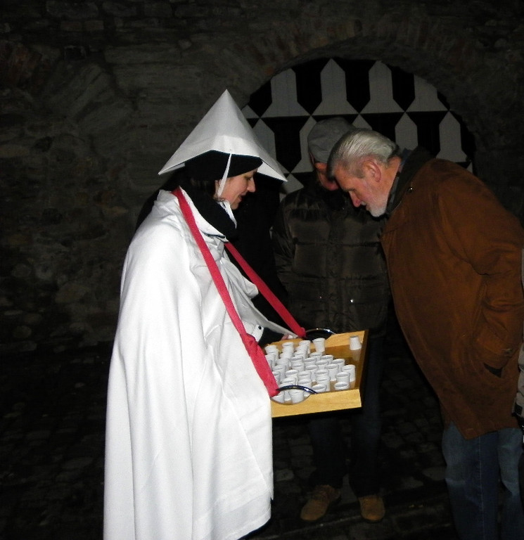 113_8634_JPG-1330384326