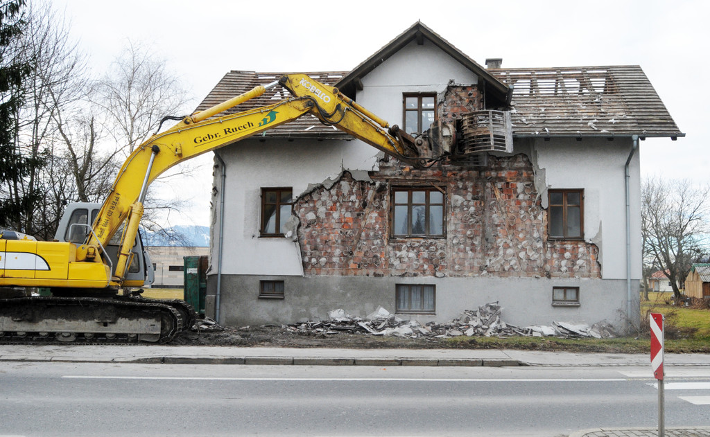 Abbruch Bu-Str_ 33- 28_02_2012 10_jpg-1330450588