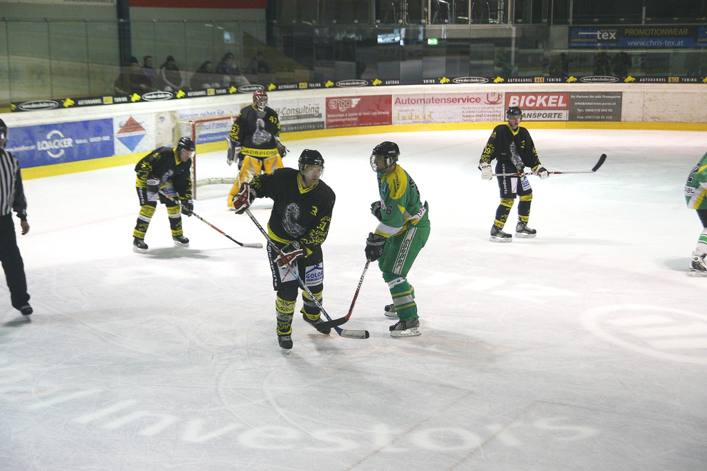 IMG_3525a_jpg-1330599378