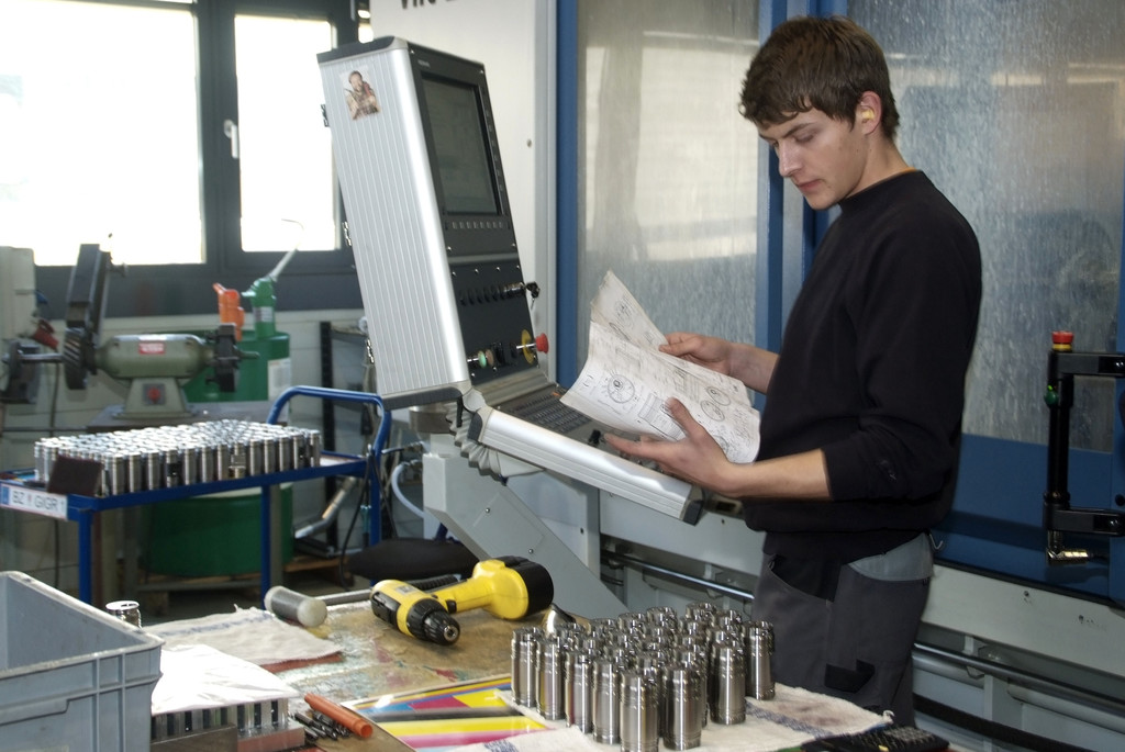 Betriebsbesichtigung  Maschinenbau Fetzel Th__ringen  _41_.JPG