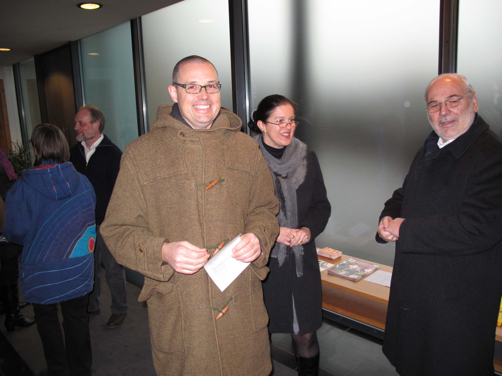 ton - Vorstand begr____t beim Eingang-1_JPG-1331020497