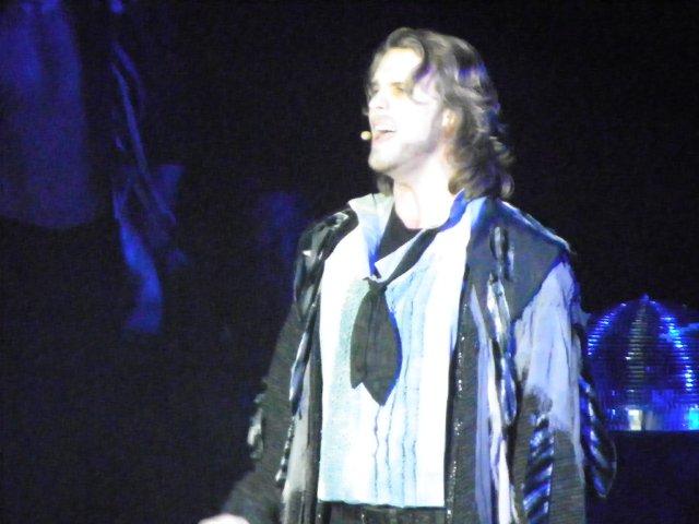 113_9242_jpg-1331254036