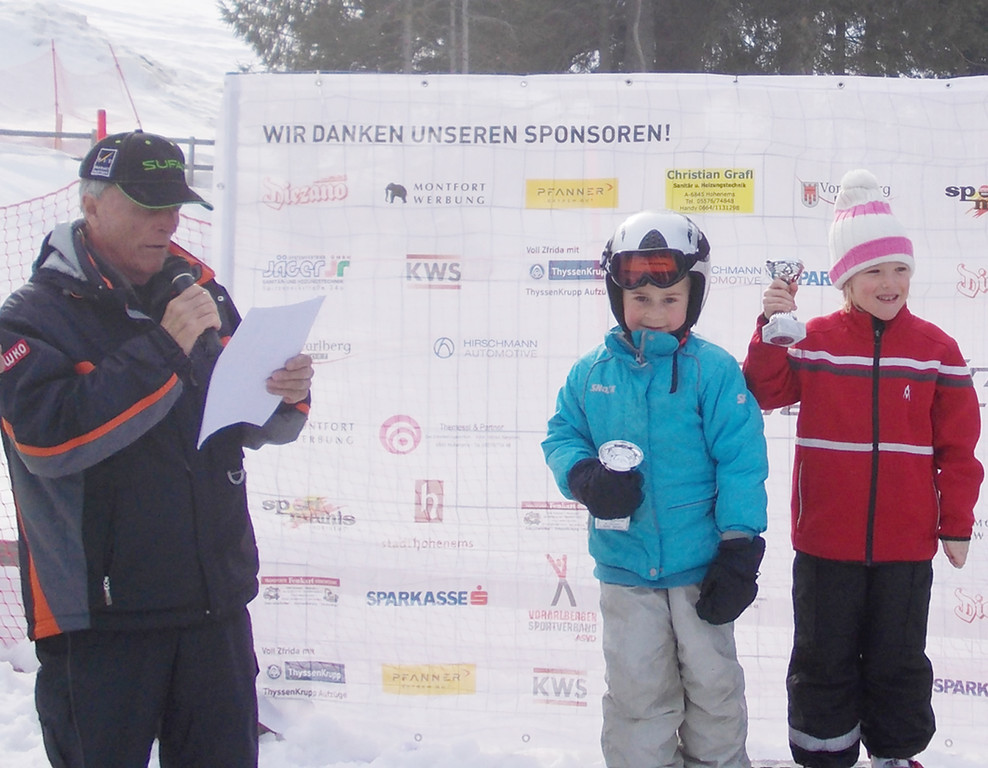 Ski3Bambini_jpg-1331494105
