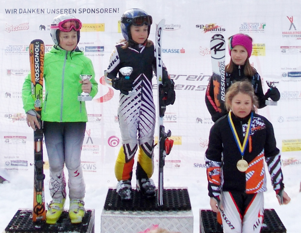 Ski5Kinder1-w_jpg-1331494126