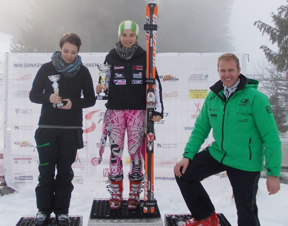 Ski14Jugend1-w_jpg-1331494225