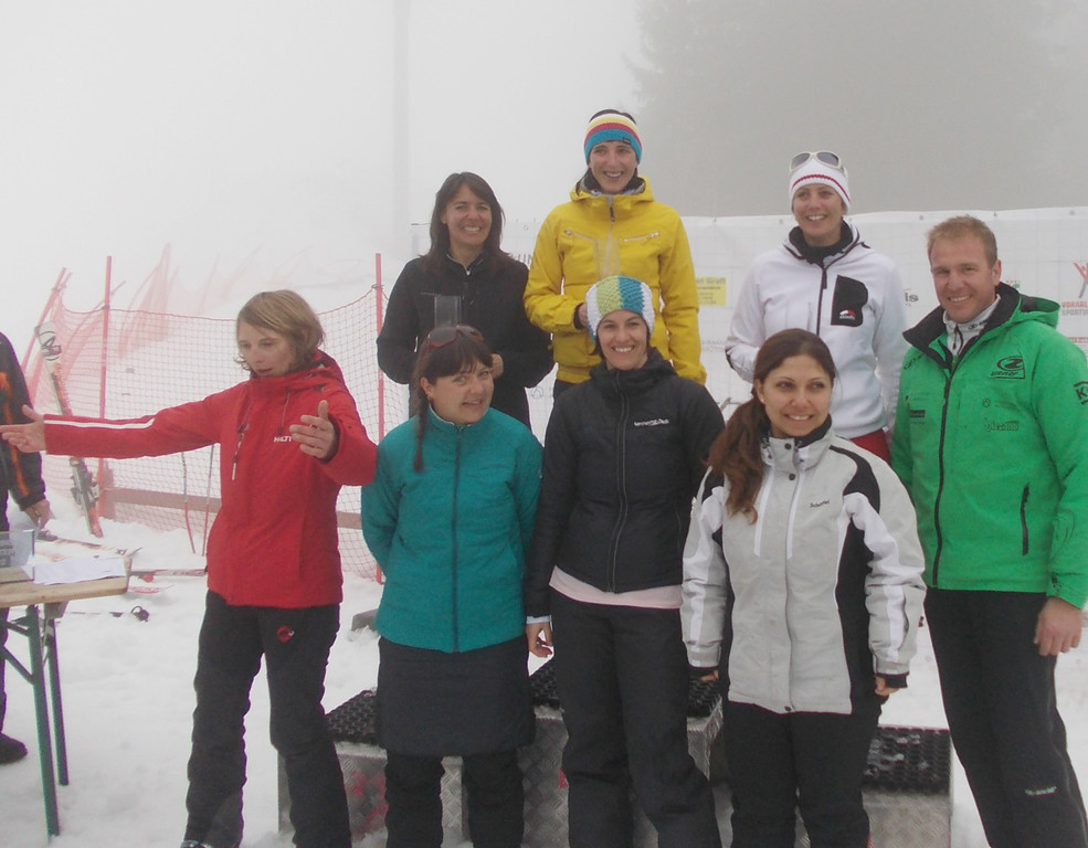 Ski20Damen1_jpg-1331494275
